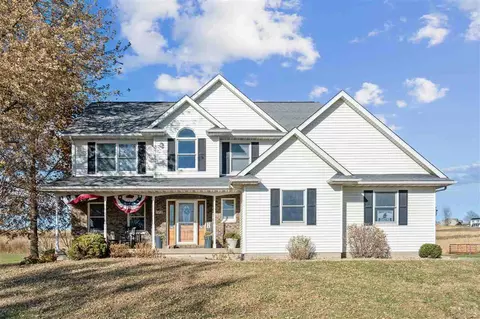 502 State St NW, Oxford, IA 52322