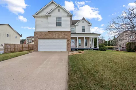 141 Orchard St SW, Swisher, IA 52338