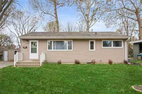 441 Upland Ave, Iowa City, IA 52245