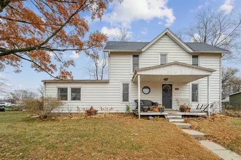 226 W South St, Lisbon, IA 52253