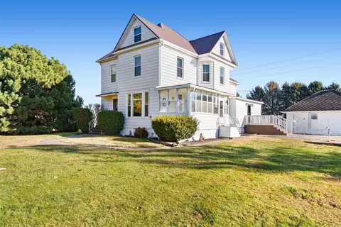 208 S Main St, Olds, IA 52647