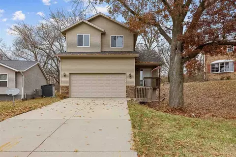 1189 9th St, Coralville, IA 52241