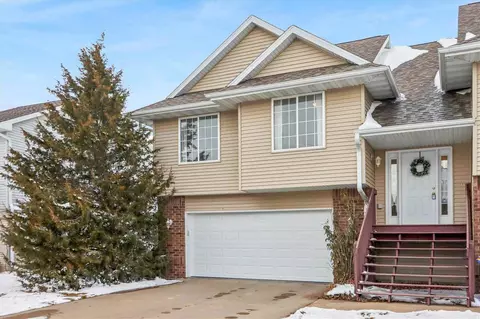 30 Florence Way, North Liberty, IA 52317