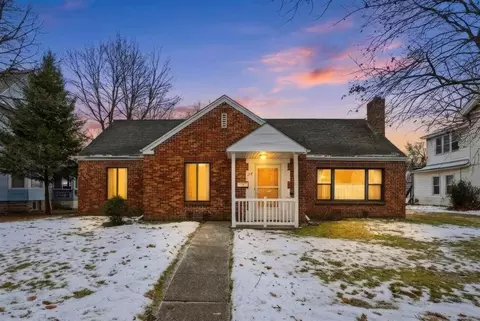 315 W Washington Blvd, Washington, IA 52353