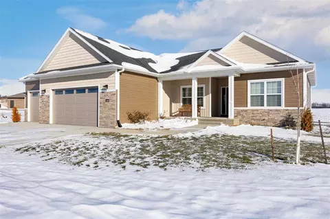 260 NW Howard Ave, Swisher, IA 52338