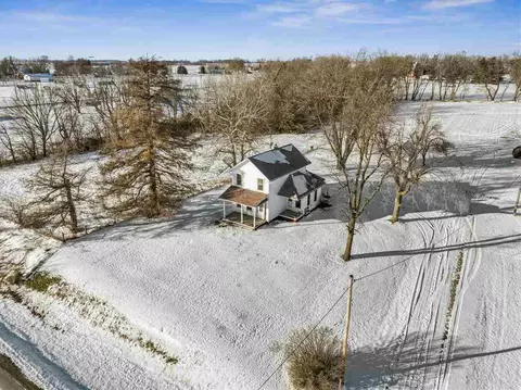 14561 Highway 22, Keswick, IA 50136