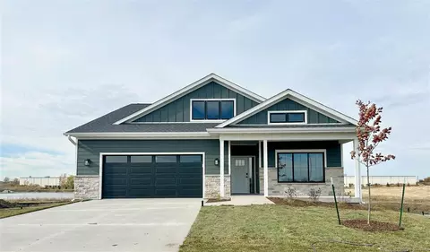 1341 Roosevelt Cir, North Liberty, IA 52317