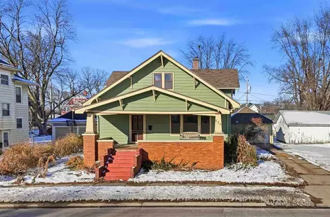 626 E Washington St, Washington, IA 52353