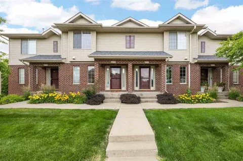 275 Camden Rd, Iowa City, IA 52245