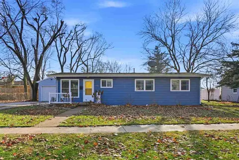 515 W Monroe St, Washington, IA 52353
