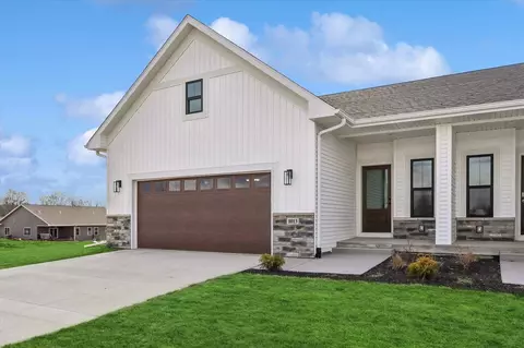1013 Highland Trl, Solon, IA 52333