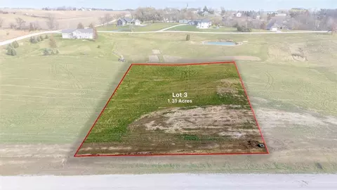 lot Apt 3 Leighton Ln, Oxford, IA 52322