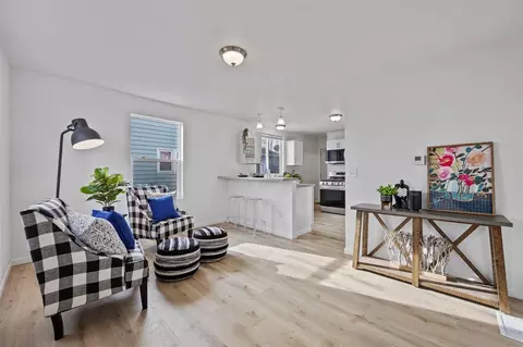 59 Walnut St, Tipton, IA 52772