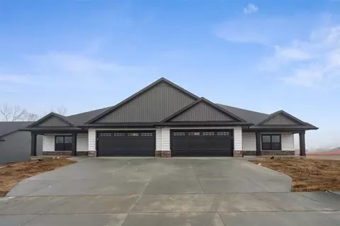 640 Maclan Ct, Iowa City, IA 52246