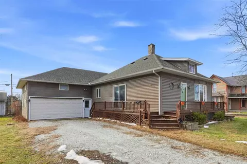 827 W Madison, Washington, IA 52353