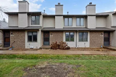 986 Westside Dr, Iowa City, IA 52246