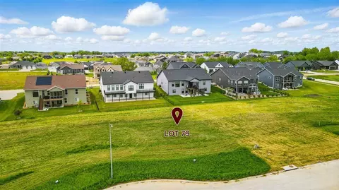 813 Rock Ridge Ct, Tiffin, IA 52340