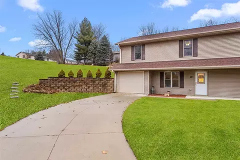 114 Therese Ave, Anamosa, IA 52205