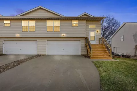 667 Andy Ct, North Liberty, IA 52317