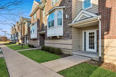 340 Clark Dr, Coralville, IA 52241