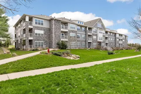 260 N Scott Blvd #201, Iowa City, IA 52245