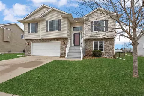 275 N Colton Dr, North Liberty, IA 52317