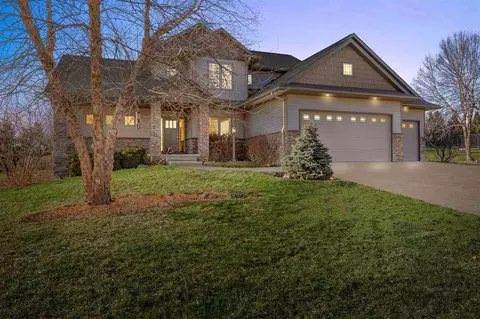 2878 Ash Ct, Coralville, IA 52241