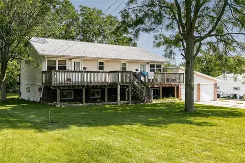 503 NW 8th St, Mount Vernon, IA 52314