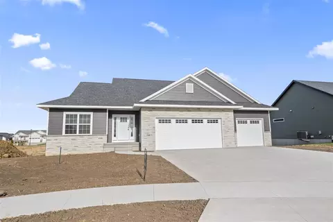 1540 Parker, Northliberty, IA 52312