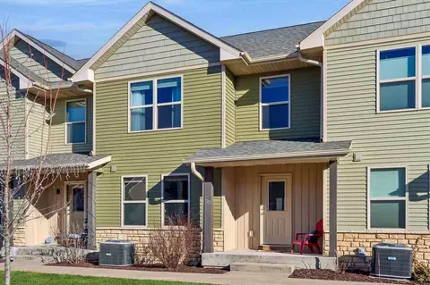55 Renee Ln, Tiffin, IA 52340