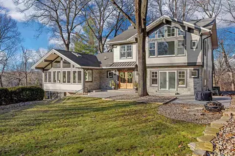 815 W Park Rd, Iowa City, IA 52246