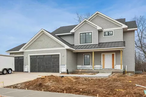 1212 Timber Trl, Solon, IA 52333