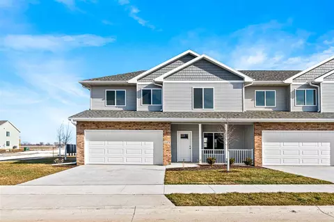 1617 Aspen Ct, North Liberty, IA 52317