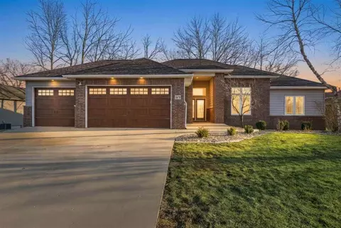 1875 Silver Maple Trl, North Liberty, IA 52317