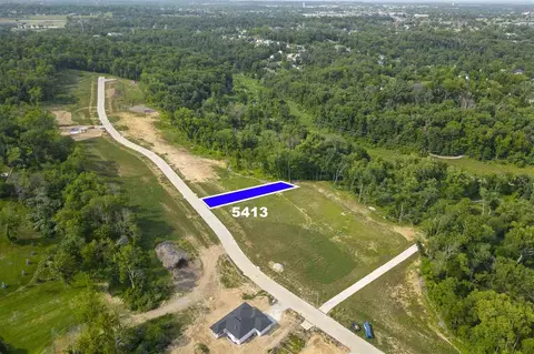 5413 Seminole Valley Trl NE, Cedarrapids, IA 52411