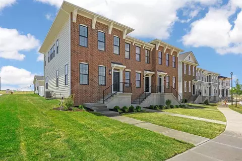 3002 Tommy Ln, Coralville, IA 52241