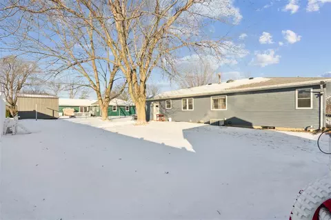 1104 E 2nd St, Vinton, IA 52349 photo 25