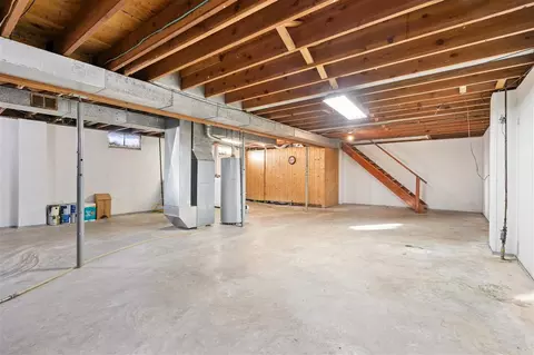 1104 E 2nd St, Vinton, IA 52349 photo 19