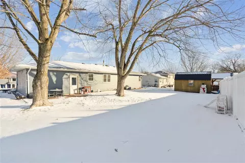 1104 E 2nd St, Vinton, IA 52349 photo 24