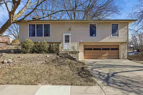 340 Raven St, Iowa City, IA 52245