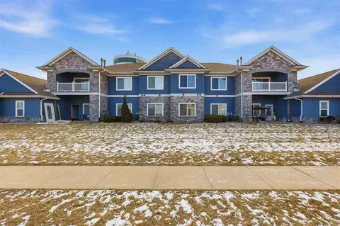 470 Penn Ct, North Liberty, IA 52317