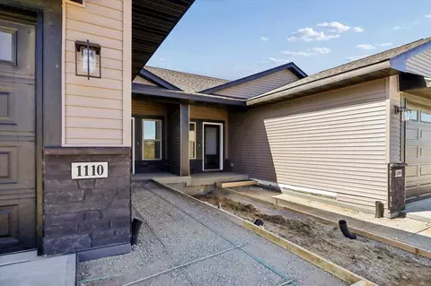 Exterior - 1110 Switchgrass Ln, Ely, IA 52227 photo 3 of 6
