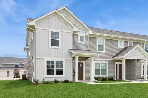 7021 Harlan Eddy Dr SW, Cedar Rapids, IA 52404