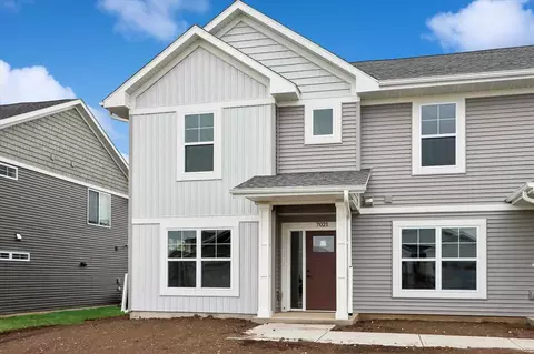 7021 Harlan Eddy Dr SW, Cedar Rapids, IA 52404