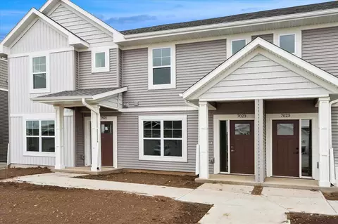 7023 Harlan Eddy Dr SW, Cedar Rapids, IA 52404