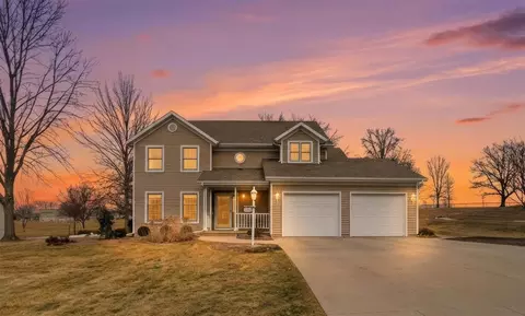 400 11th St, Wellman, IA 52356