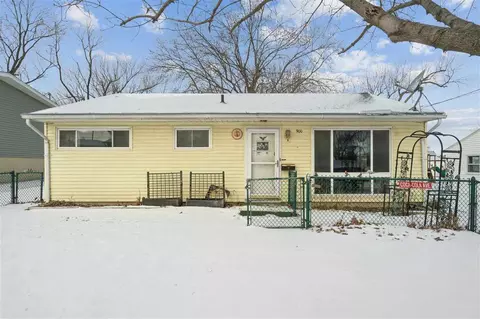 900 25th St, Marion, IA 52302