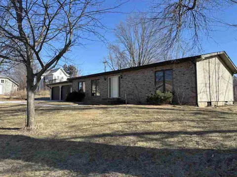 602 Orange St, Tipton, IA 52772