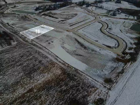 Spartan Hollow Lot #16, Solon, IA 52333