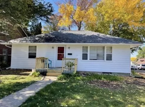 121 S Governor St, Iowa City, IA 52240